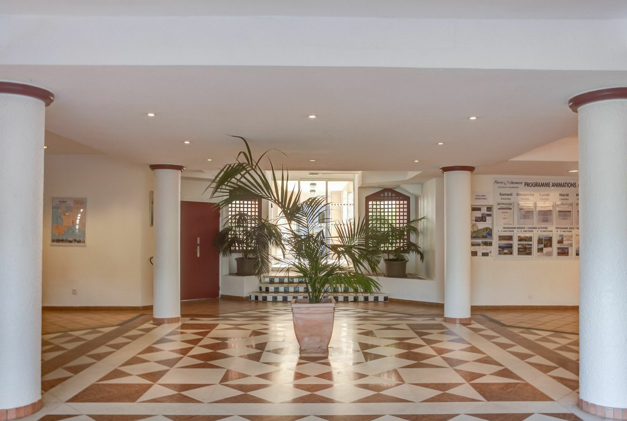 Residence Pierre & Vacances Valescure Saint-Raphaël Zewnętrze zdjęcie